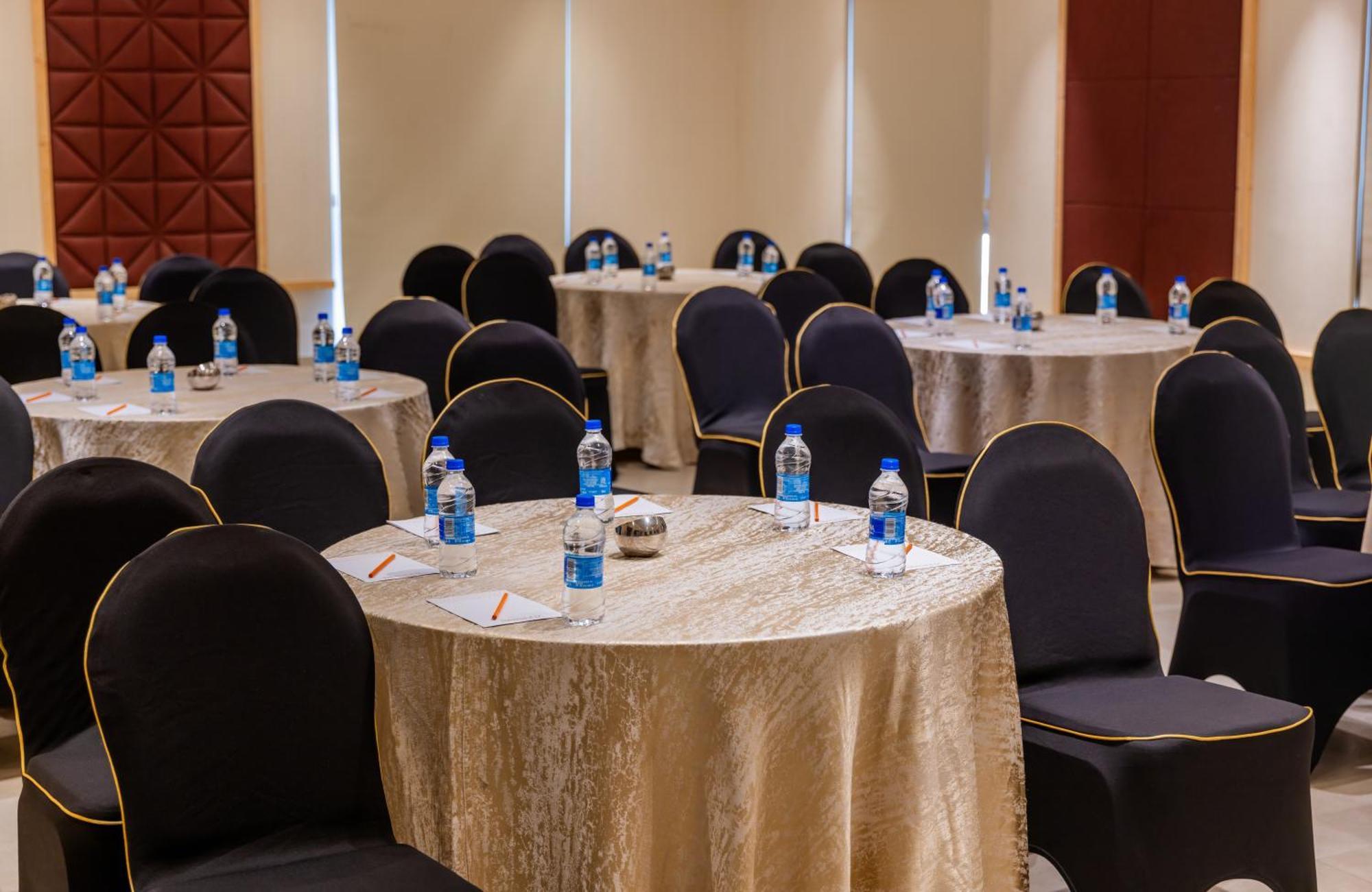 Zone Connect By The Park Coimbatore Luaran gambar